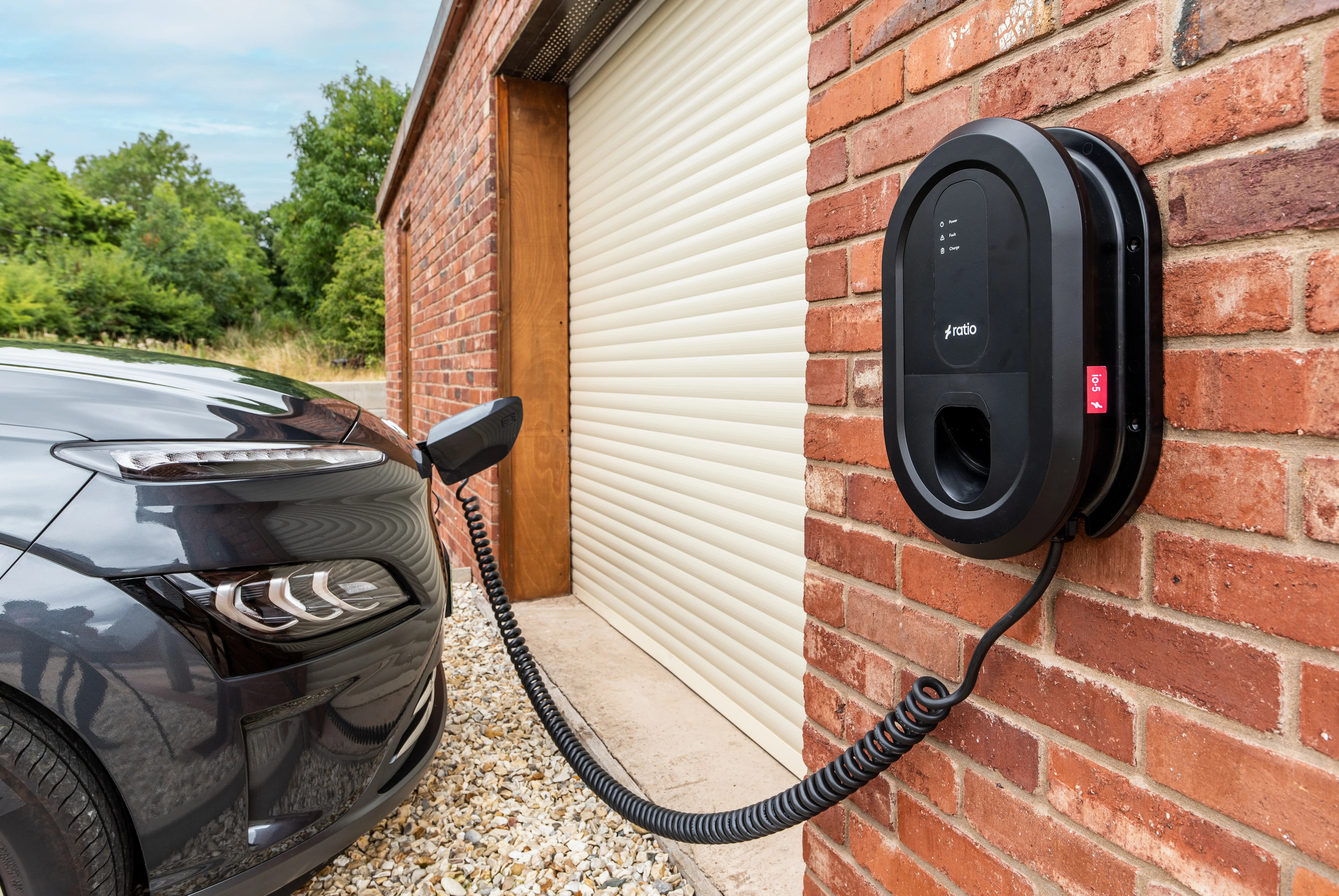 RATIO EV iO5: 7.4kW | COILED TETHERED | 4.5M - Image 14