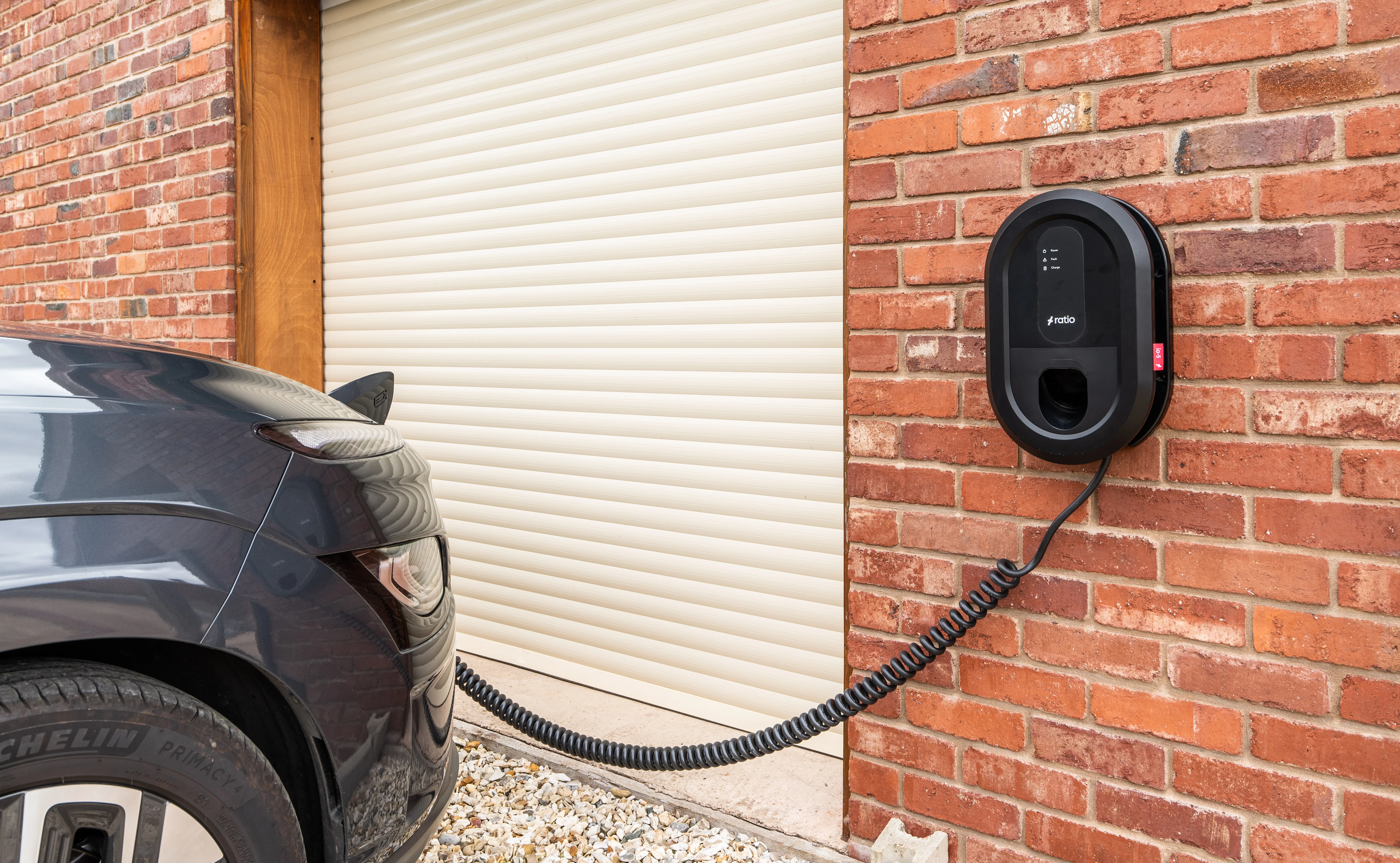 RATIO EV iO5: 7.4kW | COILED TETHERED | 4.5M - Image 6