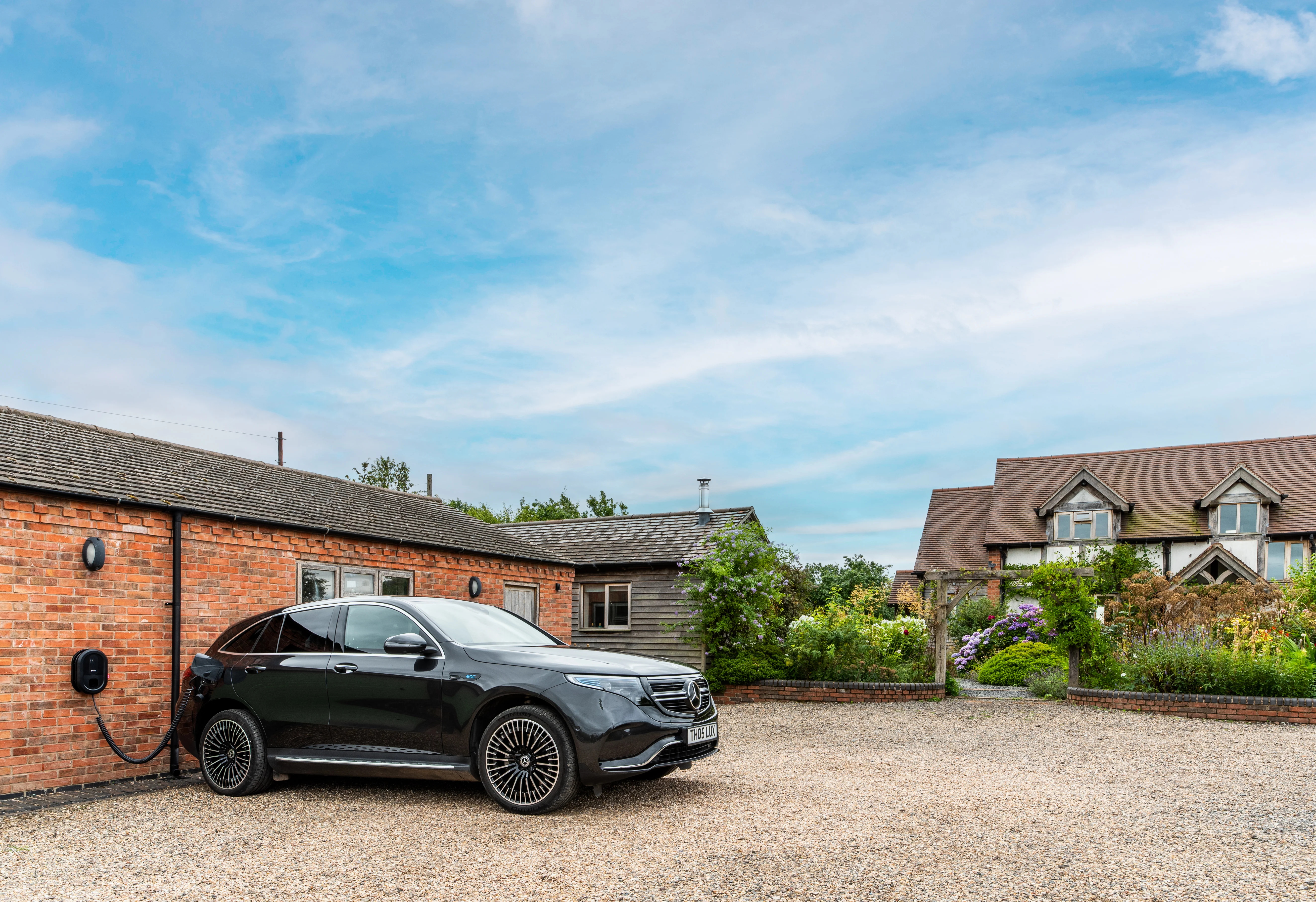 RATIO EV iO5: 7.4kW | COILED TETHERED | 4.5M - Image 9